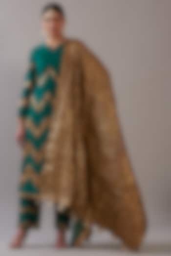 Emerald Green Silk Chanderi Kurta Set by ITRH at Pernia's Pop Up Shop