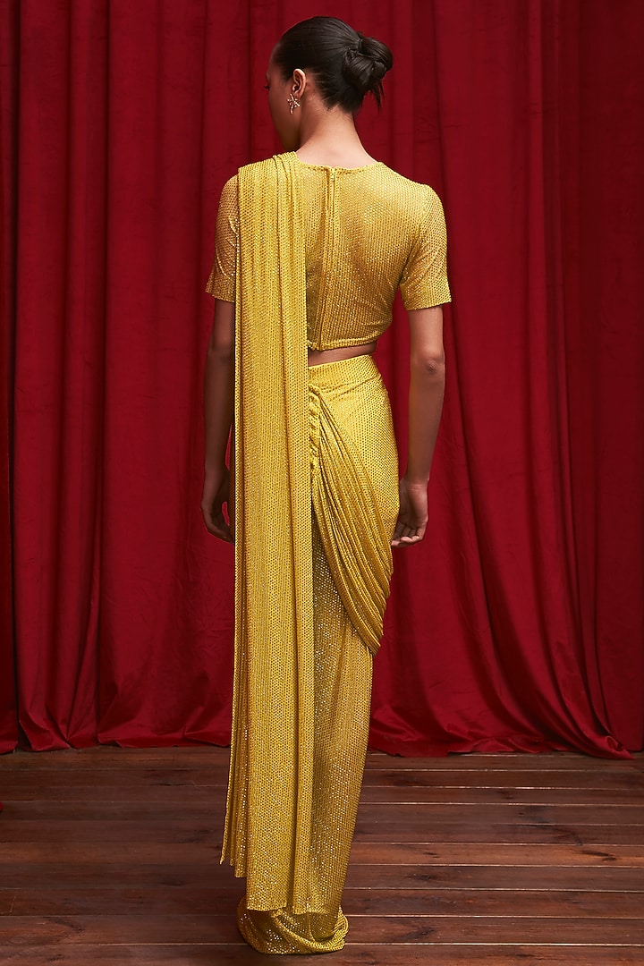 Yellow Net Ruched Skirt Reception Saree Set by ITRH at Pernia's Pop Up Shop