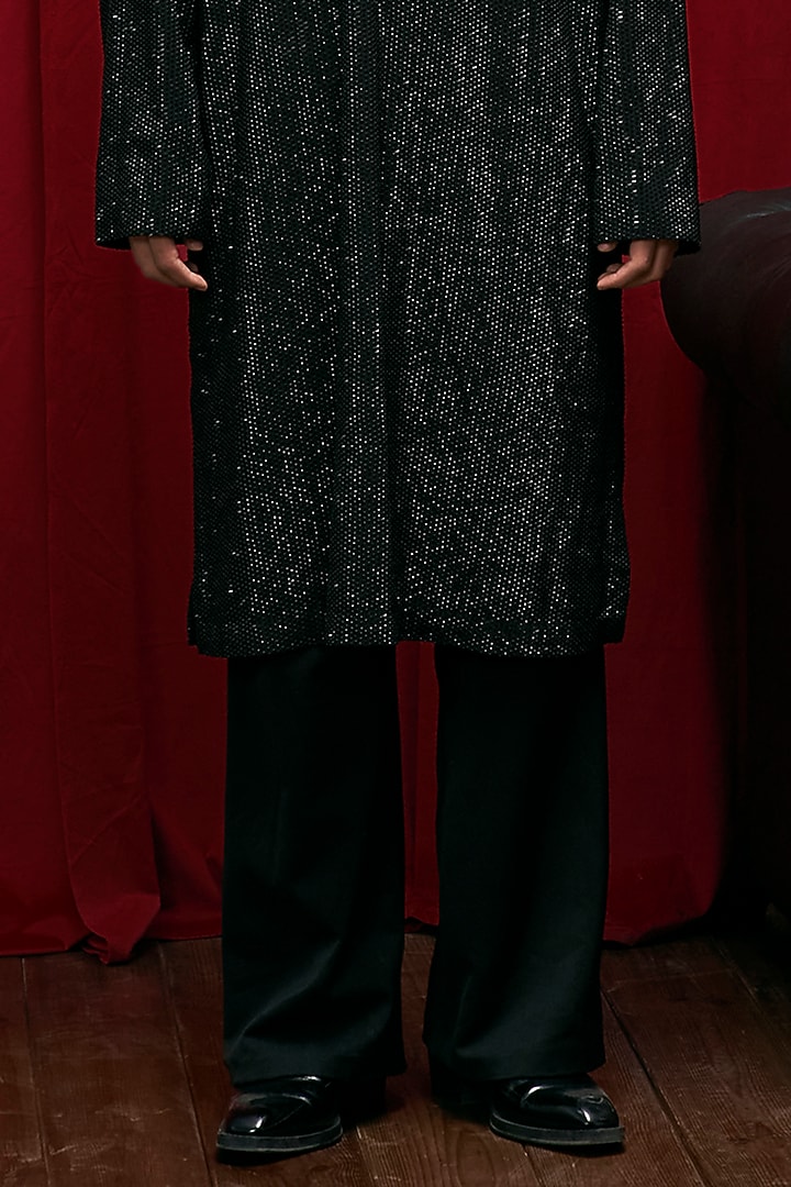 Black Net Crystal Embellished Kurta Set by ITRH at Pernia's Pop Up Shop