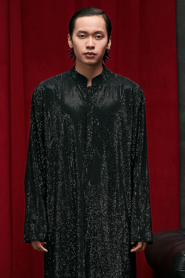 Black Net Crystal Embellished Kurta Set by ITRH at Pernia's Pop Up Shop