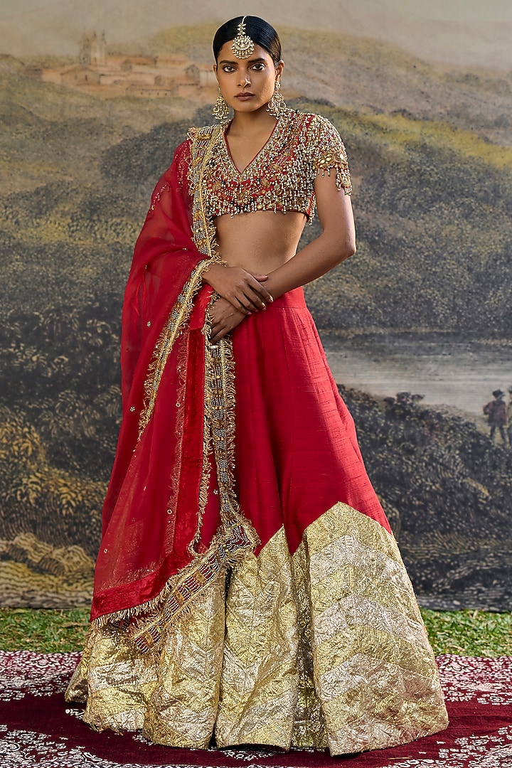 Red Silk Gota Work Bridal Lehenga Set by ITRH at Pernia's Pop Up Shop
