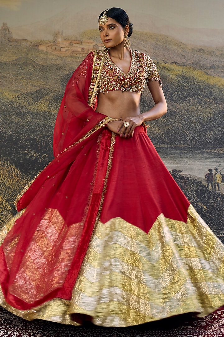 Red Silk Gota Work Bridal Lehenga Set by ITRH at Pernia's Pop Up Shop