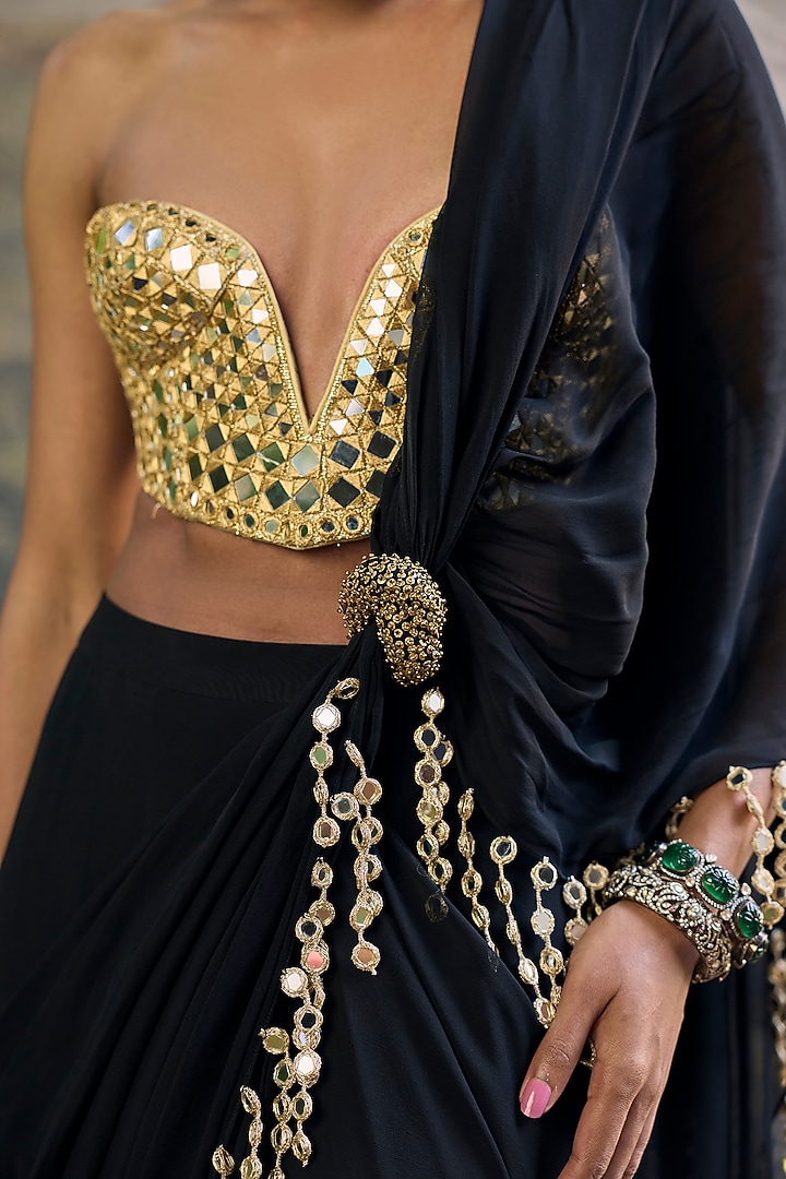 Black Georgette Mirror Embroidered Pre-Draped Reception Saree Set by ITRH at Pernia's Pop Up Shop