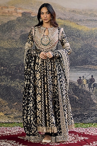 anarkali dress in black Black Tussar Anarkali Suit With Zardosi And Sequins Hand Embroidery