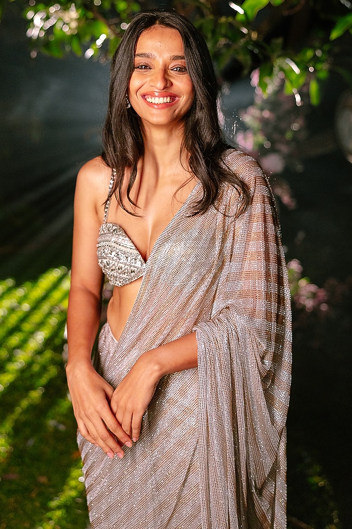 Gold & Silver Sheer Net Crystal Embellished Striped Pre-Draped Bridal Saree Set by ITRH at Pernia's Pop Up Shop