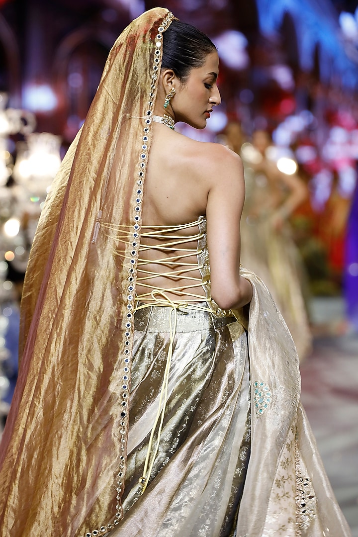 Golden Tissue Bridal Lehenga Set by ITRH at Pernia's Pop Up Shop