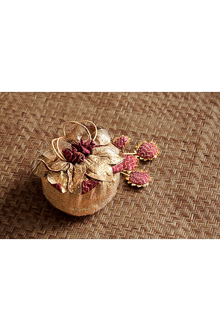 Gold & Silver Lampi Potli Bag by ITRH at Pernia's Pop Up Shop