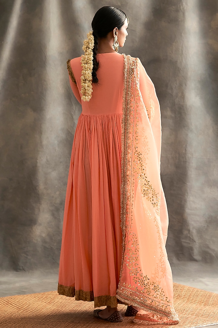 Peach Lampi Angrakha Kurta Set by ITRH at Pernia's Pop Up Shop