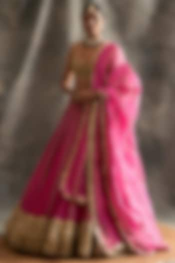 Pink Silk Chanderi Wedding Lehenga Set by ITRH at Pernia's Pop Up Shop