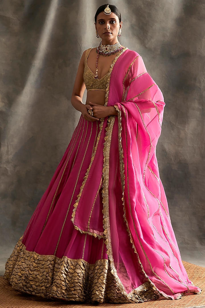 Pink Silk Chanderi Wedding Lehenga Set by ITRH at Pernia's Pop Up Shop