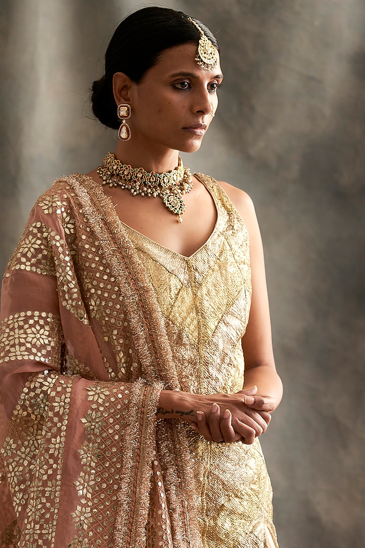 Peach Silk Chanderi Bridal Lehenga Set by ITRH at Pernia's Pop Up Shop