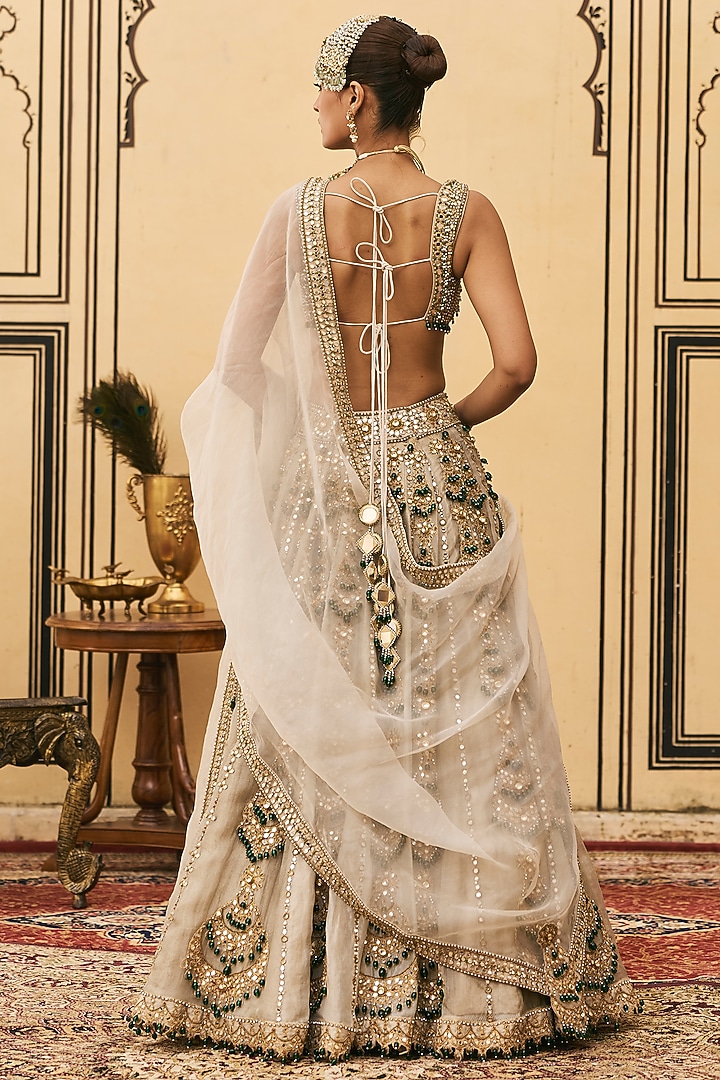 Silver Tissue Bridal Lehenga Set by ITRH at Pernia's Pop Up Shop