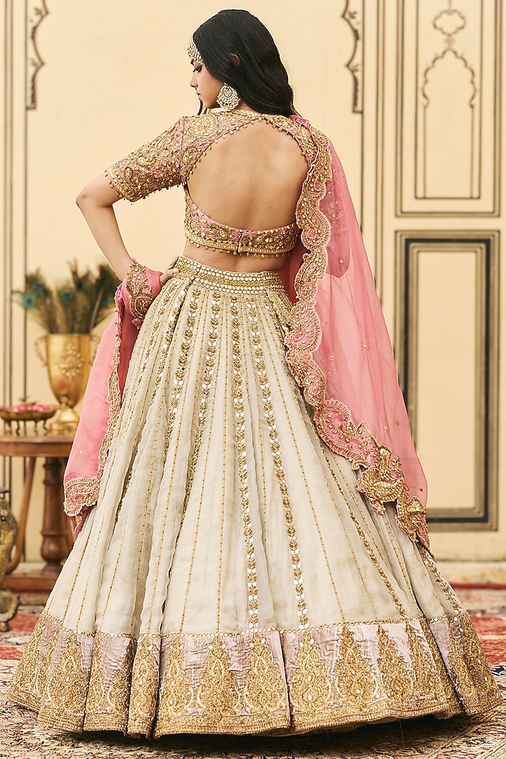 Silver Tissue Bridal Lehenga Set by ITRH at Pernia's Pop Up Shop