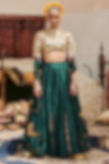 Green Raw Silk Bridal Lehenga Set by ITRH at Pernia's Pop Up Shop