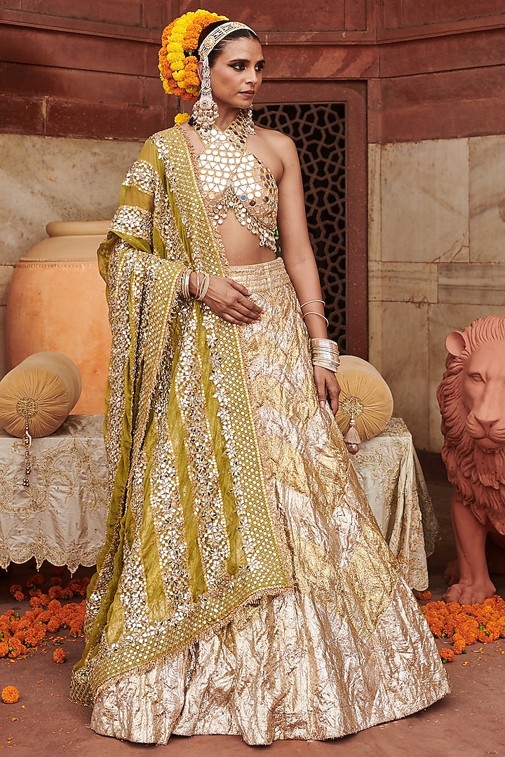 Silver & Gold Lampi Gota Chevron Pattern Bridal Lehenga Set by ITRH at Pernia's Pop Up Shop