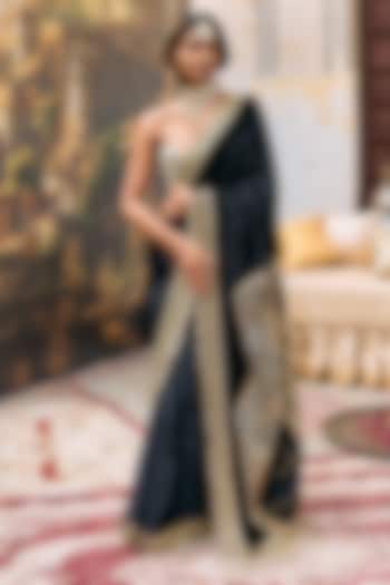 Black Hard Net & Velvet Embroidered Bridal Saree Set by ITRH at Pernia's Pop Up Shop