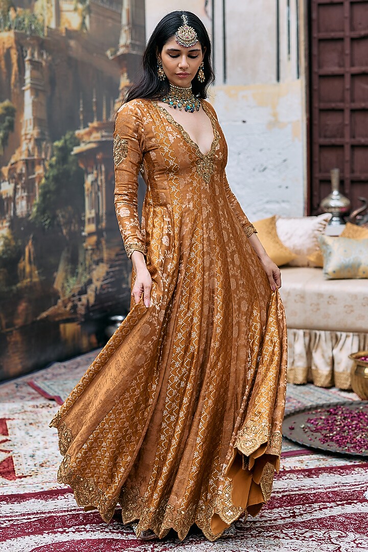 Orange Brocade & Cotton Cambric Embellished Bridal Anarkali Set by ITRH at Pernia's Pop Up Shop