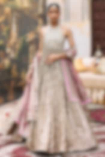 Silver Net Lampi Bridal Lehenga Set by ITRH at Pernia's Pop Up Shop