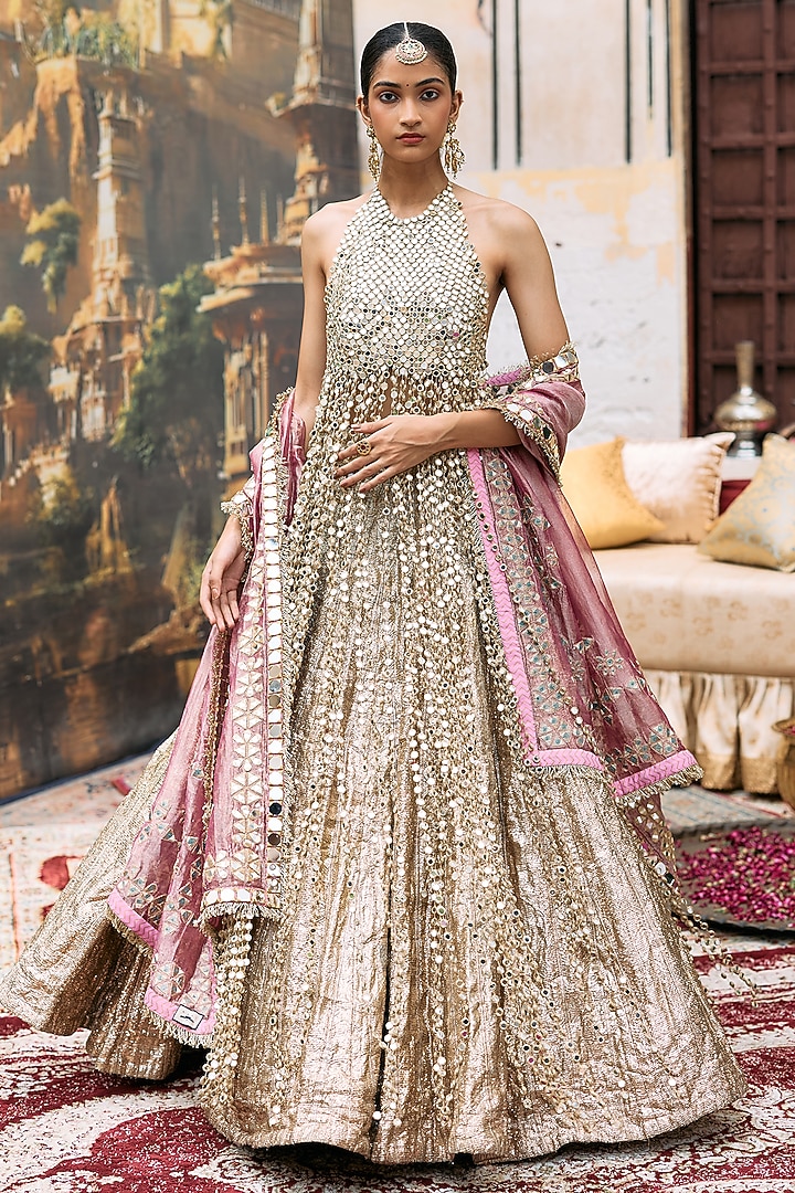 Silver Net Lampi Bridal Lehenga Set by ITRH at Pernia's Pop Up Shop