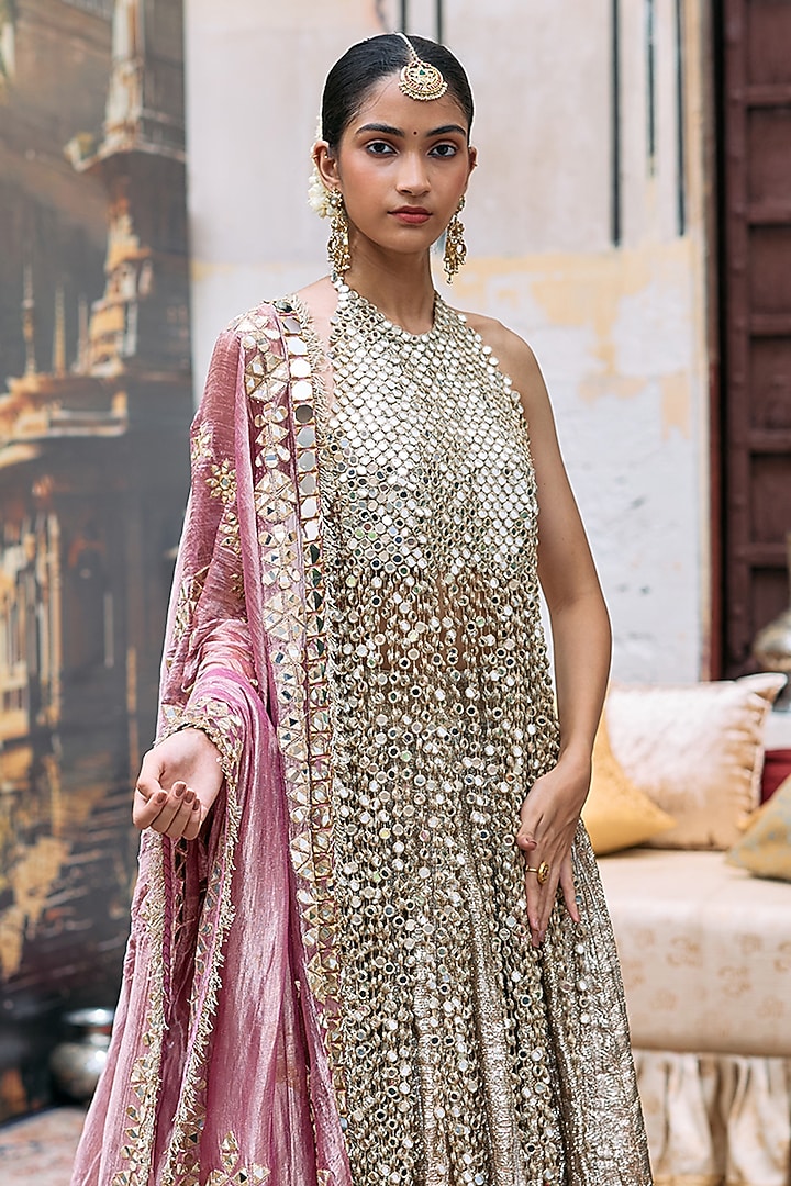 Silver Net Lampi Bridal Lehenga Set by ITRH at Pernia's Pop Up Shop