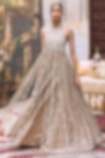 Silver Net Lampi Bridal Lehenga Set by ITRH at Pernia's Pop Up Shop