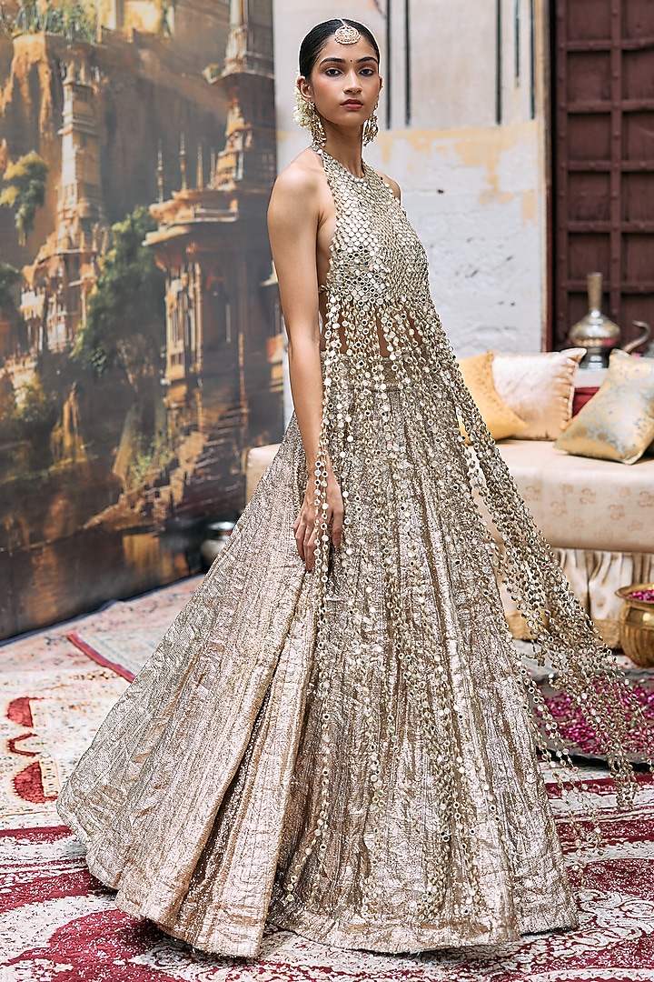 Silver Net Lampi Bridal Lehenga Set by ITRH at Pernia's Pop Up Shop