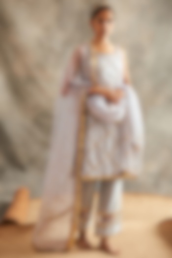 Grey Embroidered Kurta Set by ITRH  at Pernia's Pop Up Shop