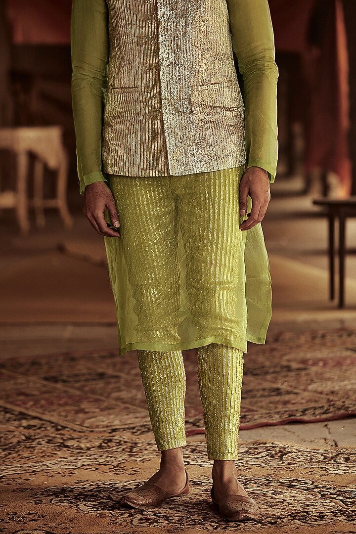 Silver Textured Lampi Bundi Jacket by ITRH Men at Pernia's Pop Up Shop