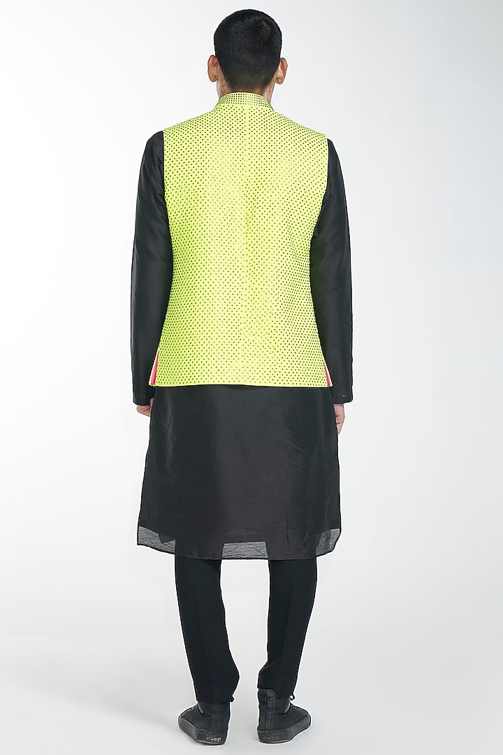 Neon Green Imported Crepe Embroidered Bundi Jacket Set by ITRH Men at Pernia's Pop Up Shop
