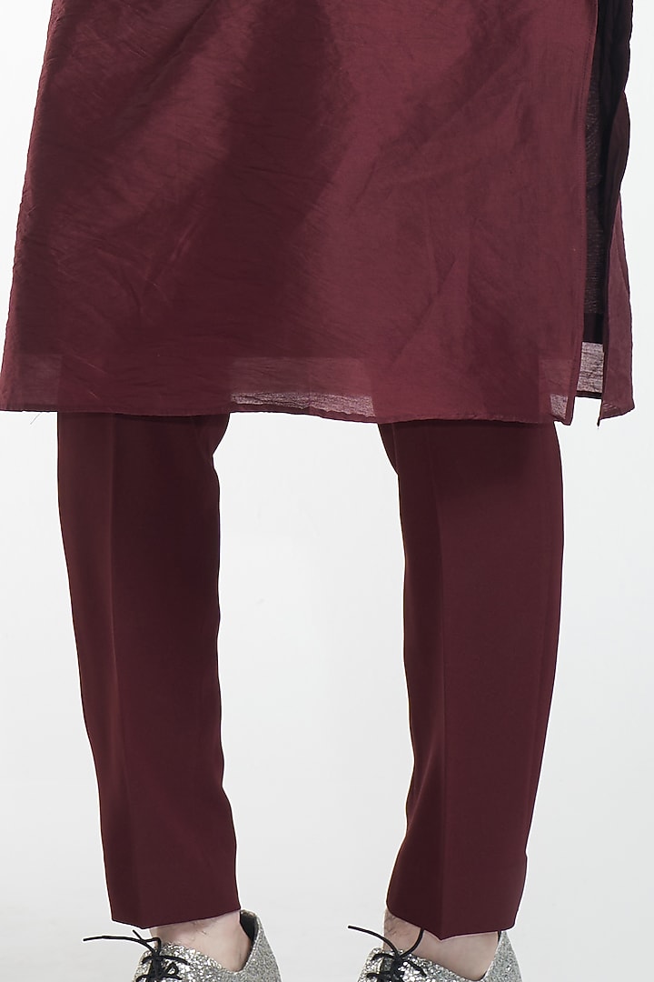 Dark Maroon Chanderi Kurta Set With Bundi Jacket by ITRH Men at Pernia's Pop Up Shop