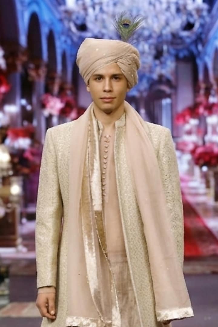 Soft Pink Chikankari Hand & Machine Embroidered Groom Sherwani Set by ITRH Men at Pernia's Pop Up Shop