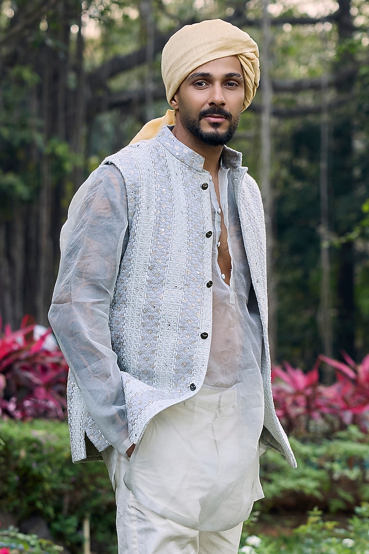 Steel Grey Chikankari Handwork Bundi Jacket Set by ITRH Men at Pernia's Pop Up Shop