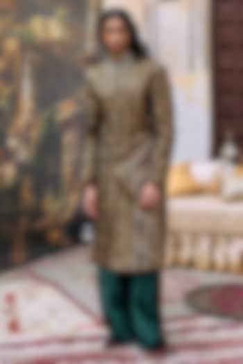 Green & Black Brocade Chanderi Embroidered Sherwani Set by ITRH Men