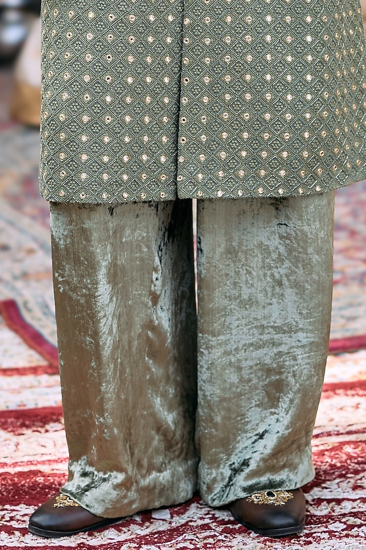 Green Chanderi Brocade Chikankari Embroidered Groom Sherwani Set by ITRH Men at Pernia's Pop Up Shop