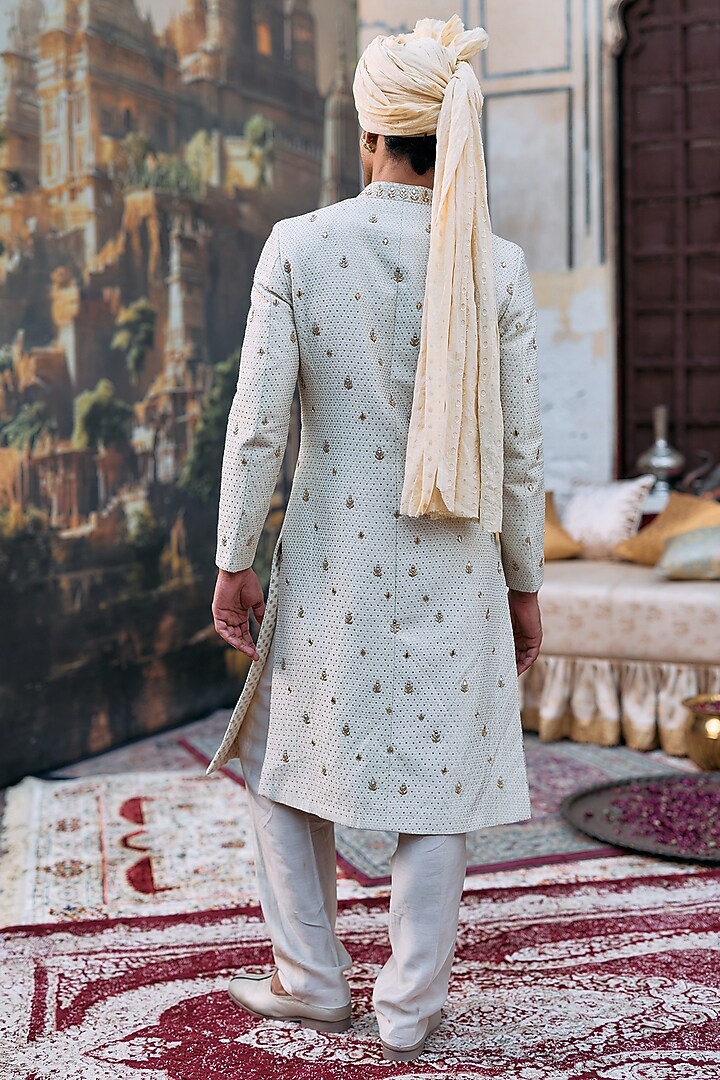 Ivory Georgette & Chanderi Brocade Embroidered Groom Sherwani Set by ITRH Men at Pernia's Pop Up Shop