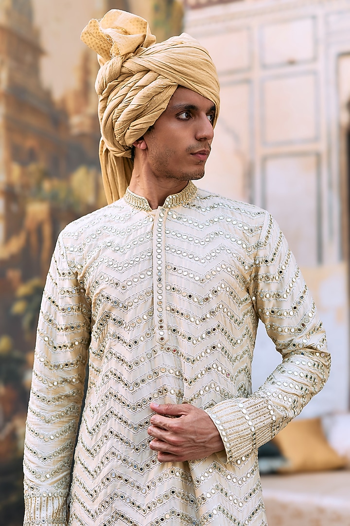 Ivory Cotton & Chanderi Embroidered Kurta Set by ITRH Men at Pernia's Pop Up Shop