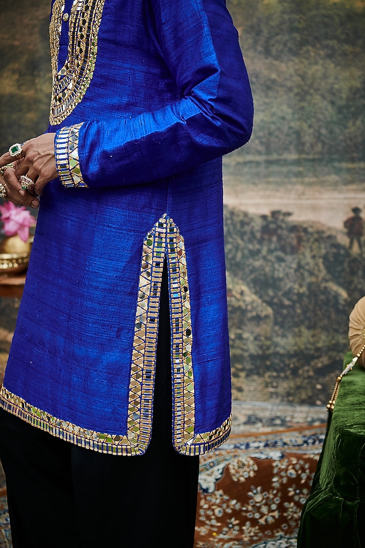 Electric Blue Raw Silk Mirror Work Kurta Set by ITRH Men at Pernia's Pop Up Shop