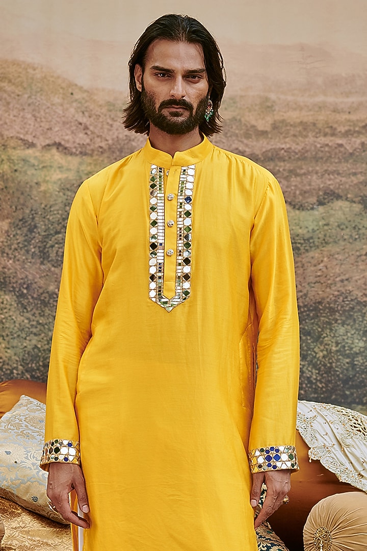Yellow Raw Silk Mirror Work Kurta Set by ITRH Men at Pernia's Pop Up Shop