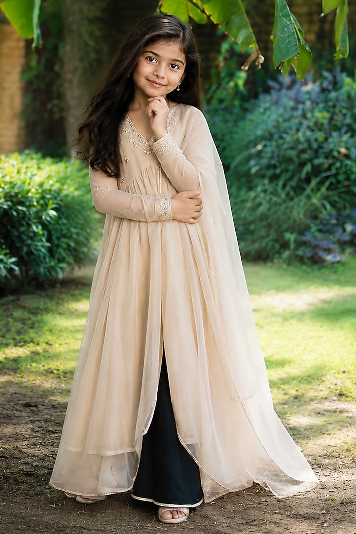 Beige Tissue Dabka Hand Work Anarkali Set For Girls by House Of Jamoti Kids at Pernia's Pop Up Shop