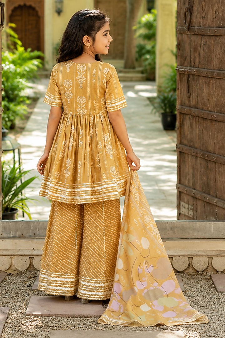 Yellow Cotton Printed Sharara Set For Girls by House Of Jamoti Kids at Pernia's Pop Up Shop