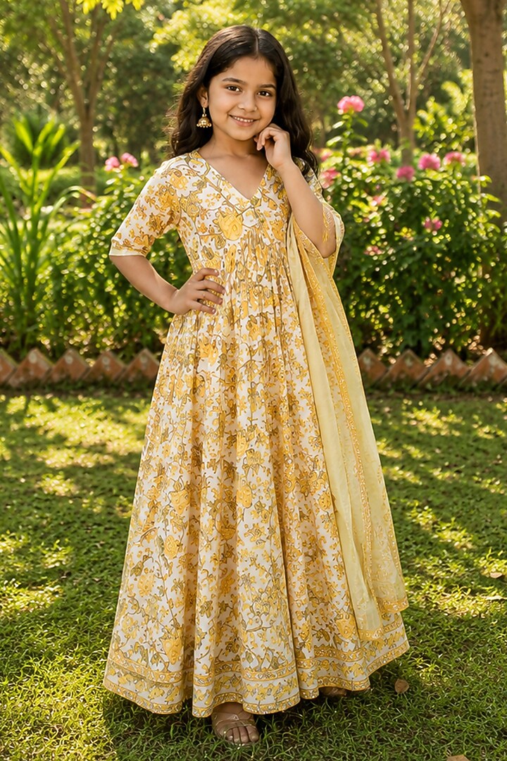 Yellow Cotton Printed Anarkali Set For Girls by House Of Jamoti Kids at Pernia's Pop Up Shop