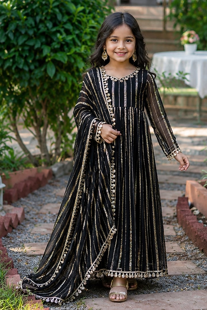 Black Viscose Zari Embroidered Anarkali Set For Girls by House Of Jamoti Kids at Pernia's Pop Up Shop
