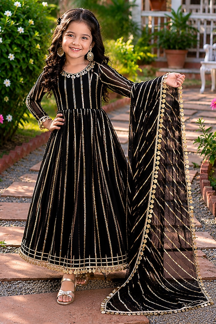 Black Viscose Zari Embroidered Anarkali Set For Girls by House Of Jamoti Kids at Pernia's Pop Up Shop