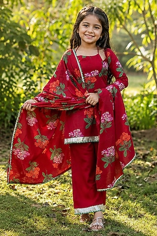 Red Cotton Floral Printed Kurta Set For Girls by House Of Jamoti Kids