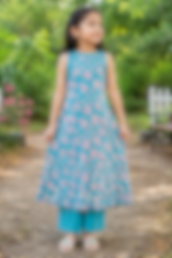 Blue Cotton Floral Printed Kurta Set For Girls by House Of Jamoti Kids at Pernia's Pop Up Shop