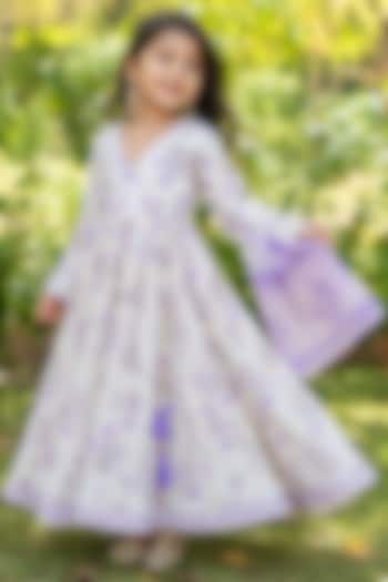 White Cotton Angrakha Anarkali Set For Girls by House Of Jamoti Kids at Pernia's Pop Up Shop
