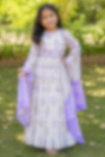 White Cotton Anarkali Set For Girls by House Of Jamoti Kids at Pernia's Pop Up Shop