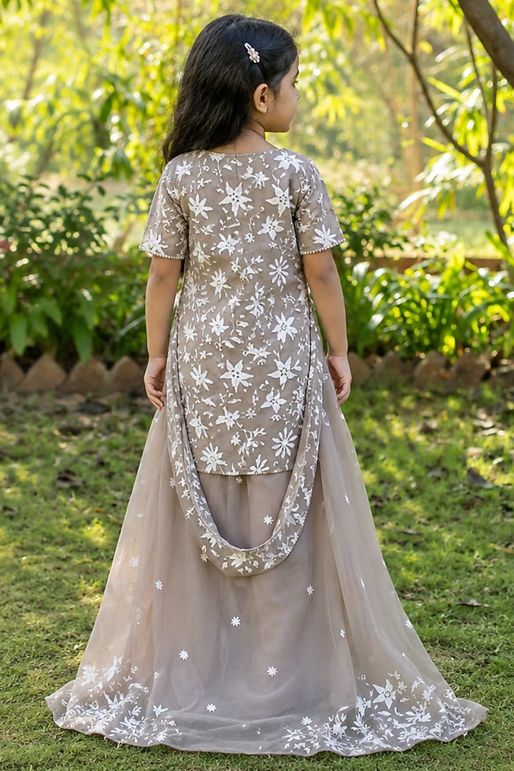 Taupe Chiffon Embroidered Kurta Set For Girls by House Of Jamoti Kids at Pernia's Pop Up Shop