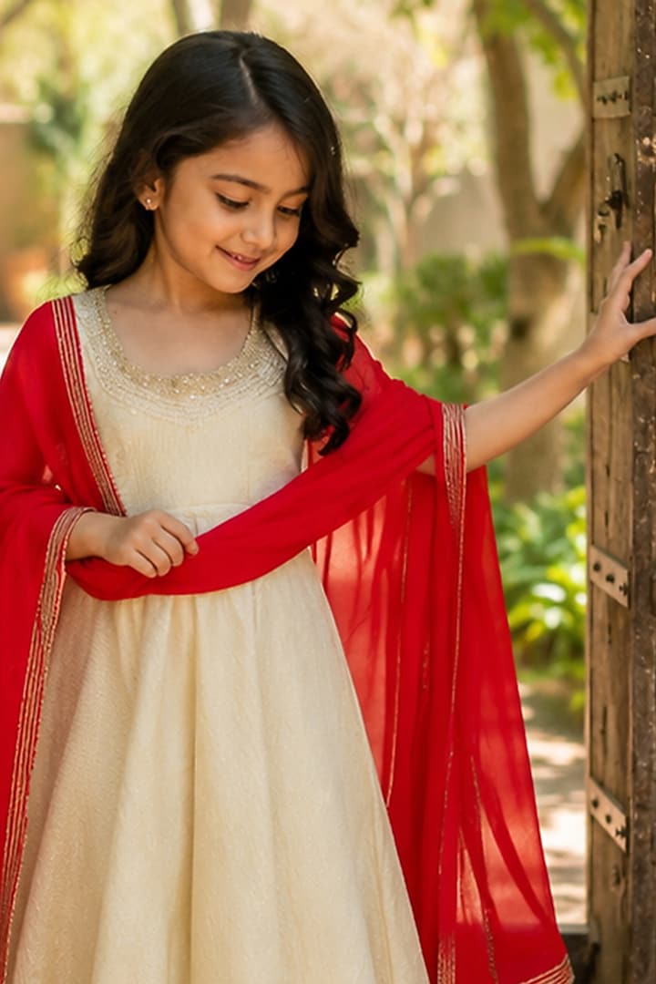 Ivory Tissue Anarkali Set For Girls by House Of Jamoti Kids at Pernia's Pop Up Shop