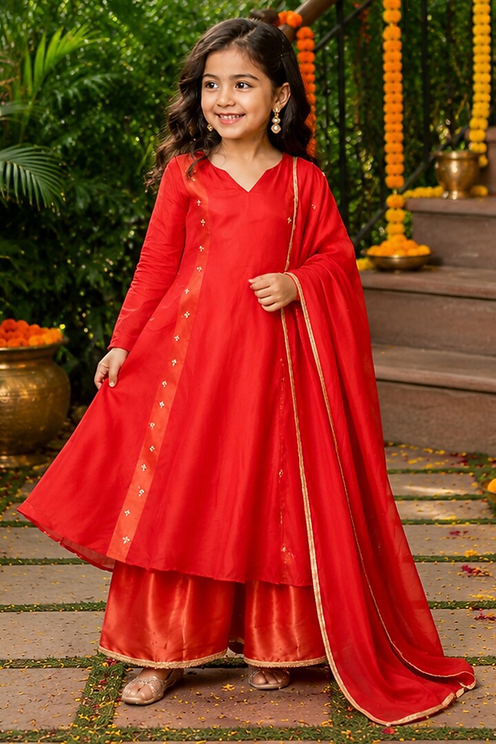 Red Tissue Bead Embroidered Kurta Set For Girls by House Of Jamoti Kids at Pernia's Pop Up Shop